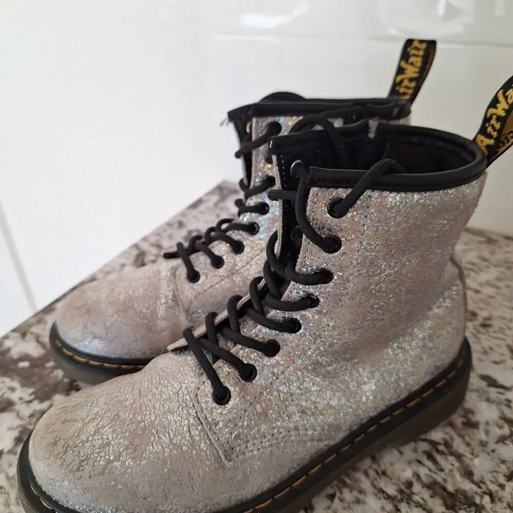 Dr. Martens Airwair  1460 CRINKLE METALLIC LACE UP BOOTS size‎ 3 US/34 EU